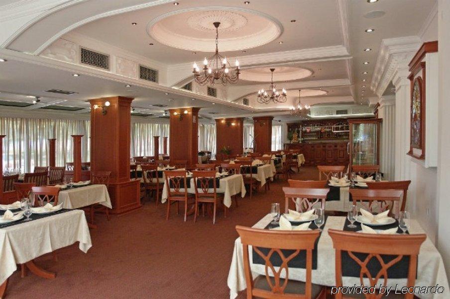Garden Hotel 3*
