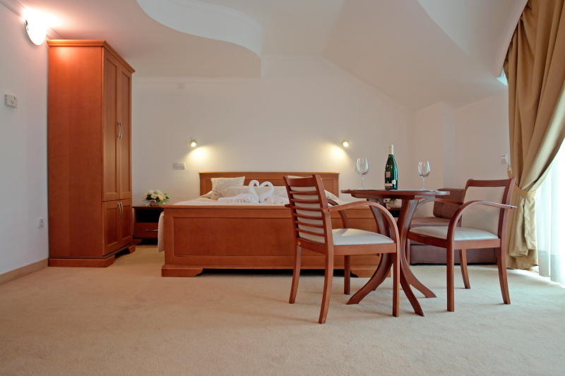 Garden Hotel 3*